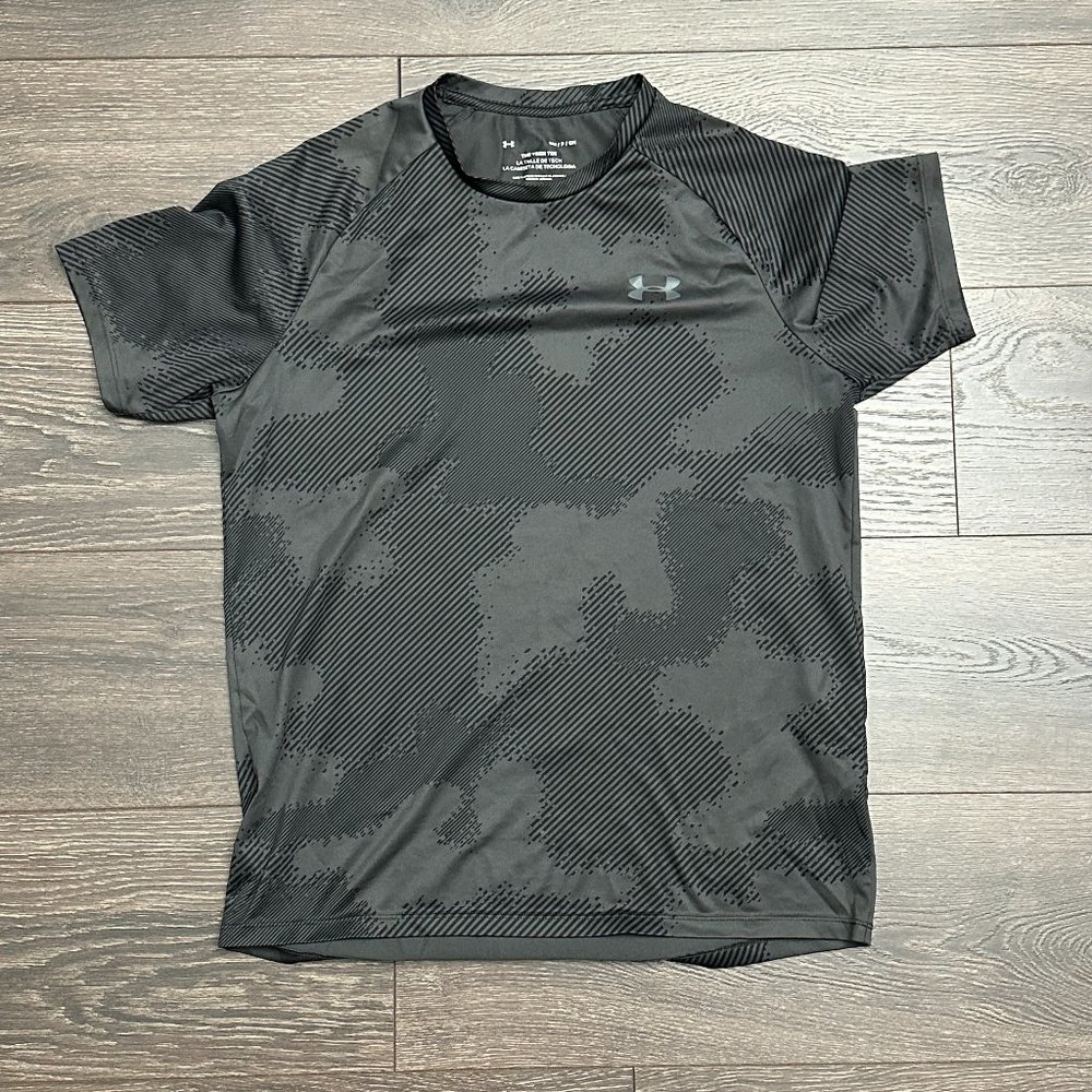 Under Armour Digi-Camo Tech Tee - Small
